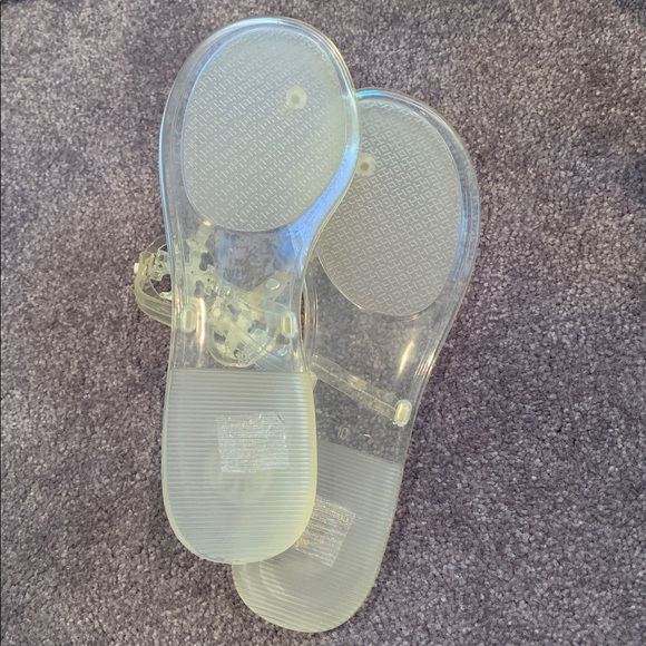 Tory Burch Clear Sandals with White Logo - Picture 8 of 8